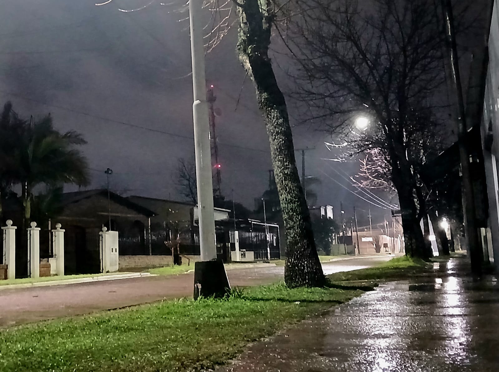 Advierten por lluvias persistentes y tormentas fuertes